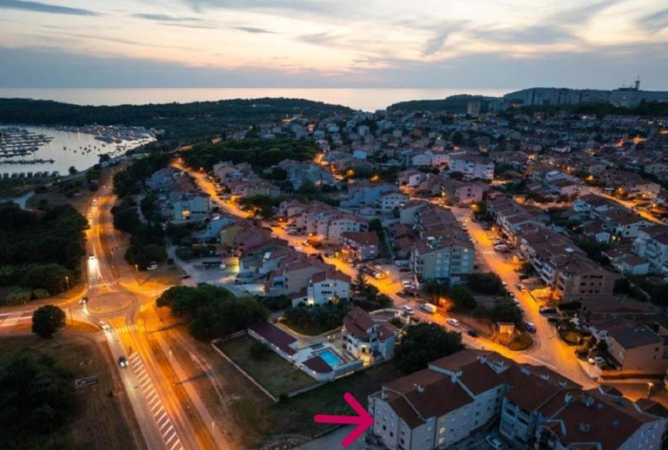 New Apartment Near Sea With 3 Bedrooms And 2 Bathrooms Pula Exterior photo